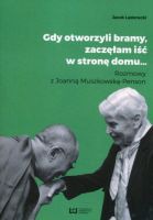 Gdy otworzyli bramy zaczęłam iść w stronę domu...